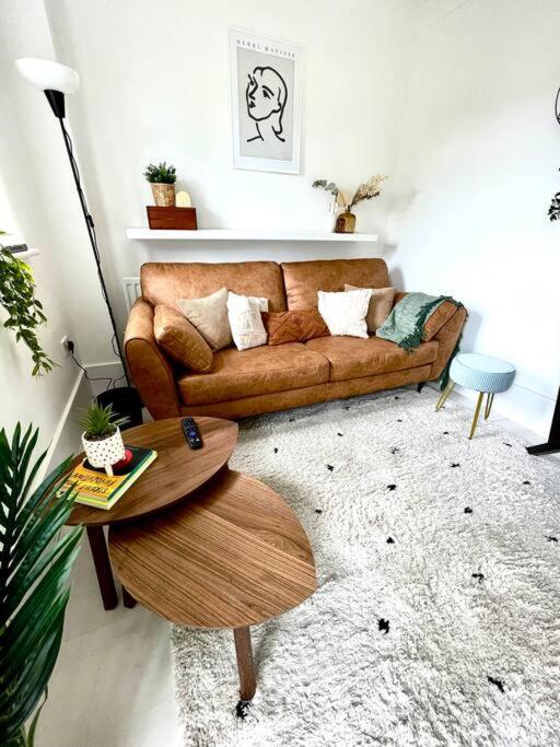 High-end 2 Bed Maisonette In Beaulieu Park *