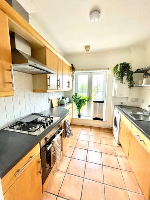 Apartment High-end 2 Bed Maisonette In Beaulieu Park *